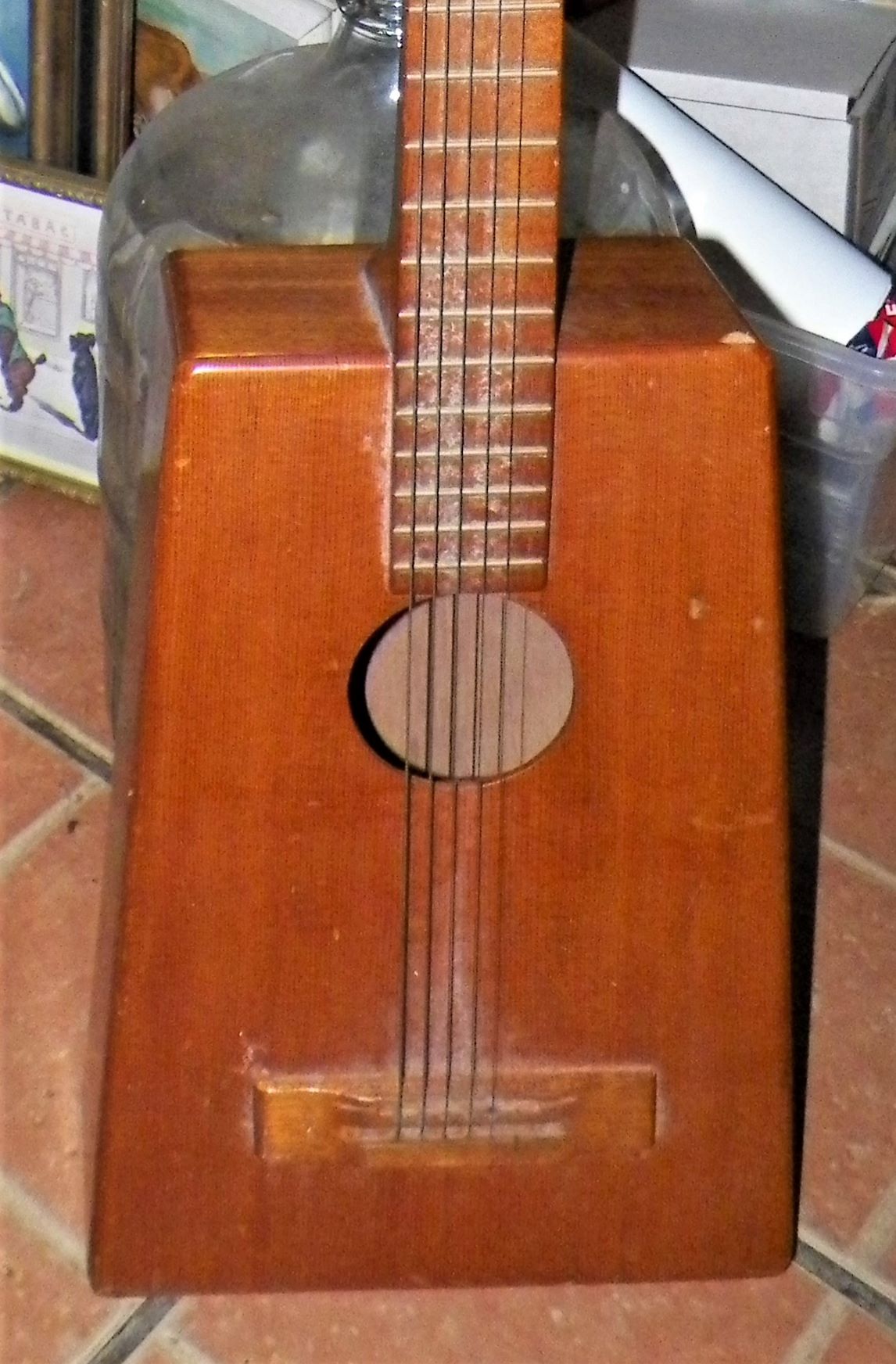 MUSIC GUITAR WOOD SQUARE HANDMASE 1AAAA.JPG