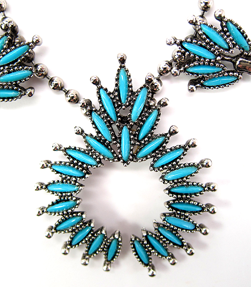 na-style-necklace02.jpg