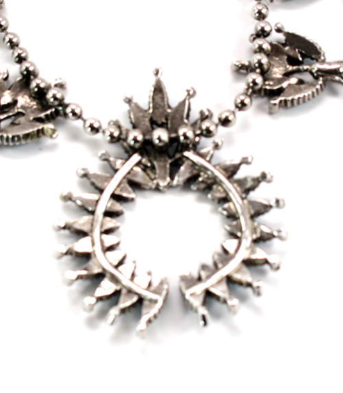 na-style-necklace03.jpg