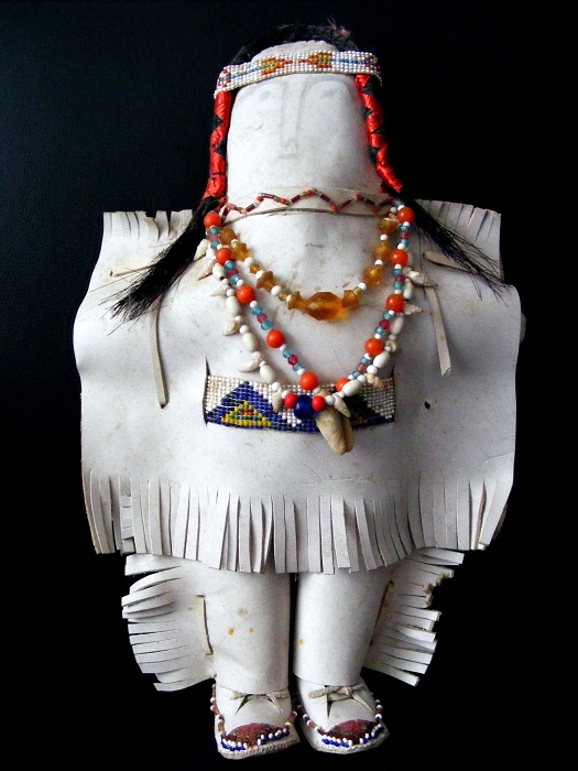 NATIVE DOLL 001-001.JPG