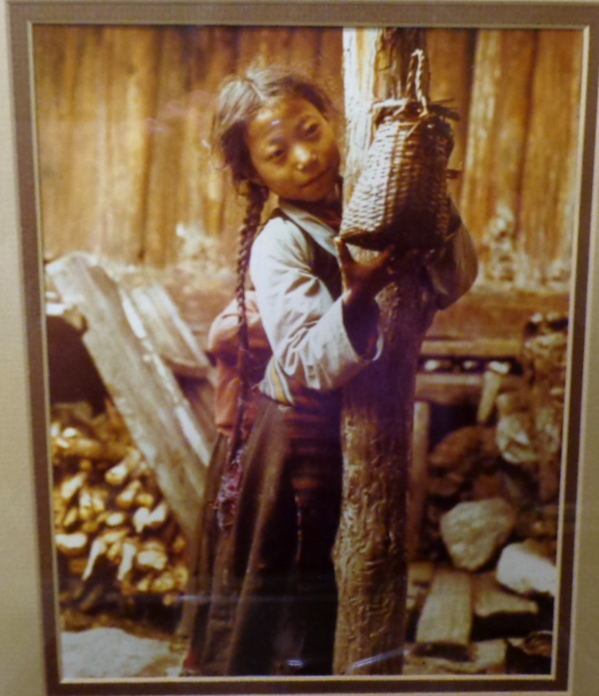 native girl basket 001.JPG