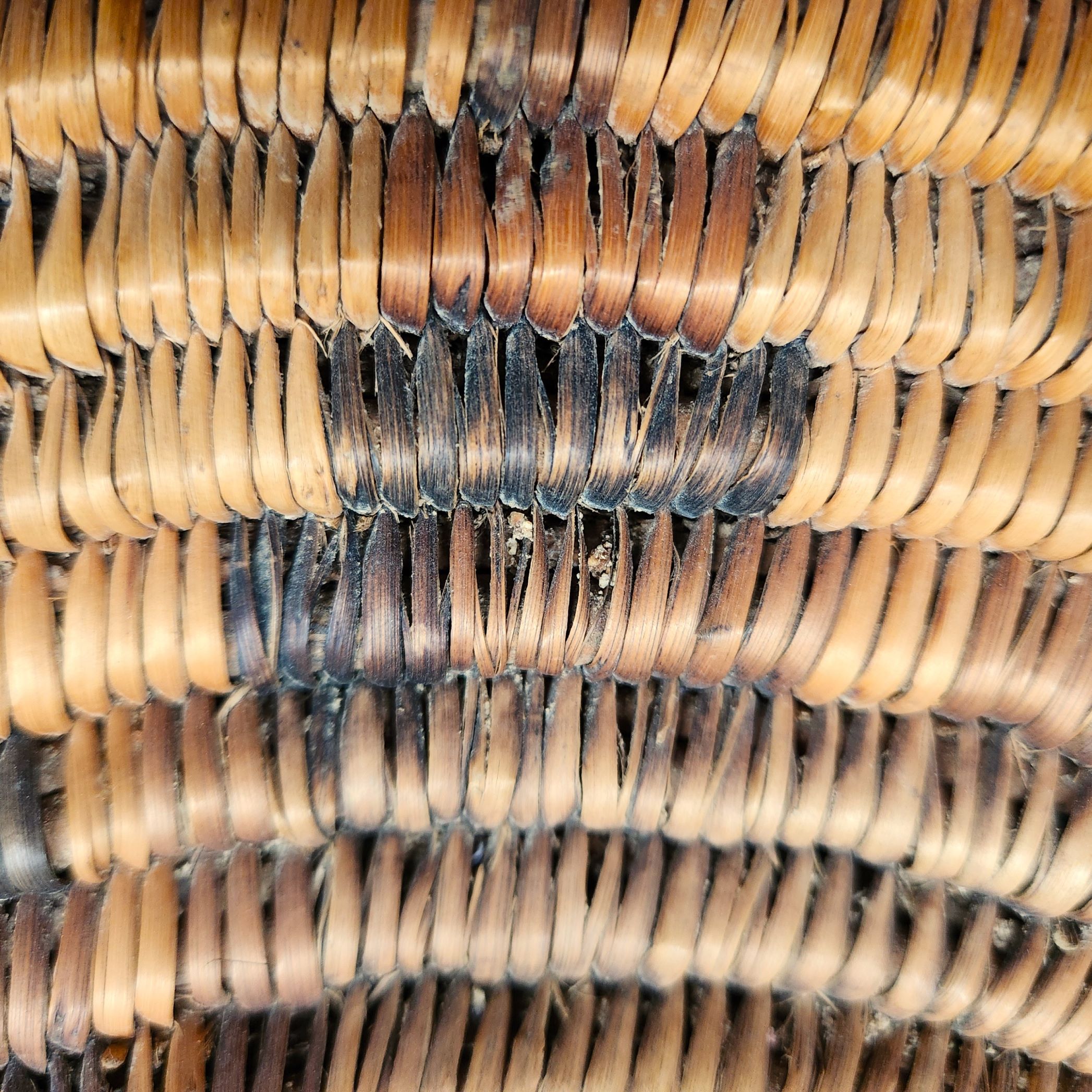 Navajo wedding basket detail - small.jpg