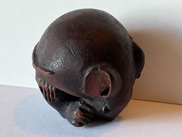 Netsuke profile 3.JPG