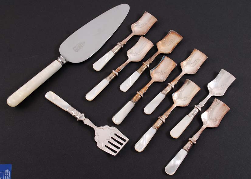 odd.spoons1.jpg