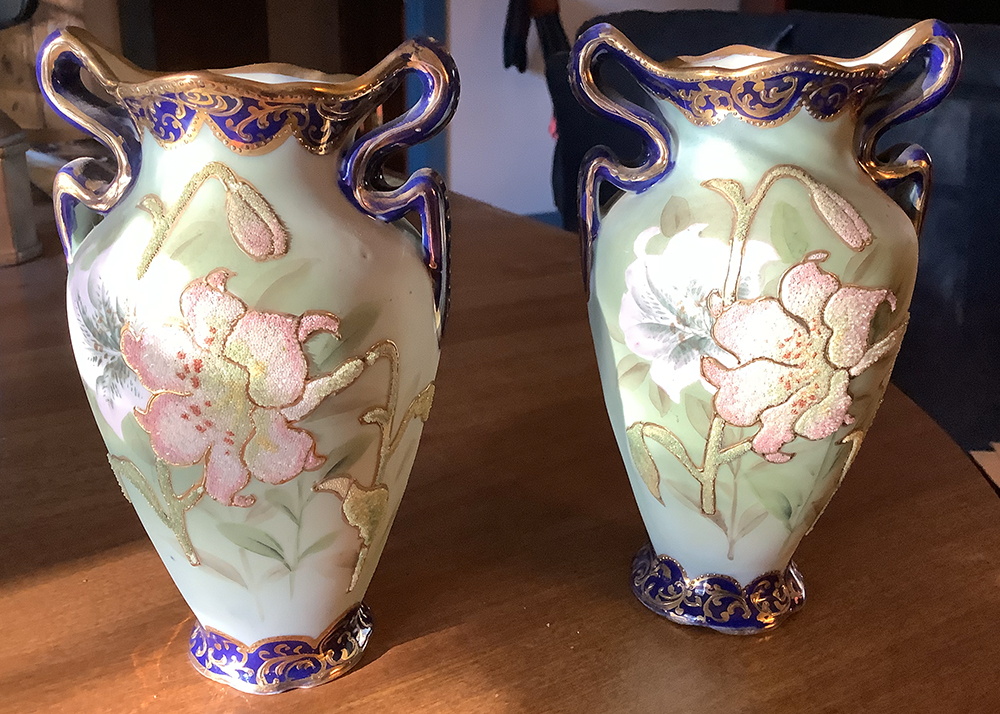 PairVases.jpg