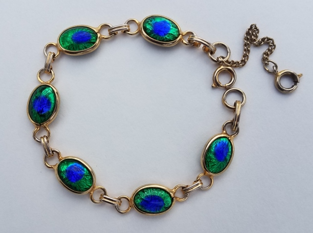 peacock eye glass bracelet.jpg