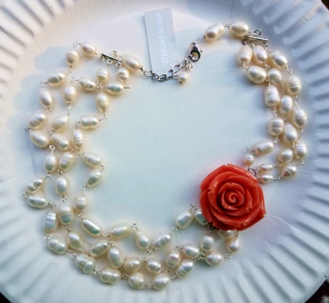 pearls resin rose (640x590).jpg