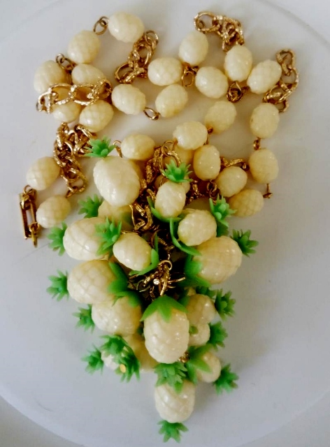 pineapple plastic necklace (472x640).jpg