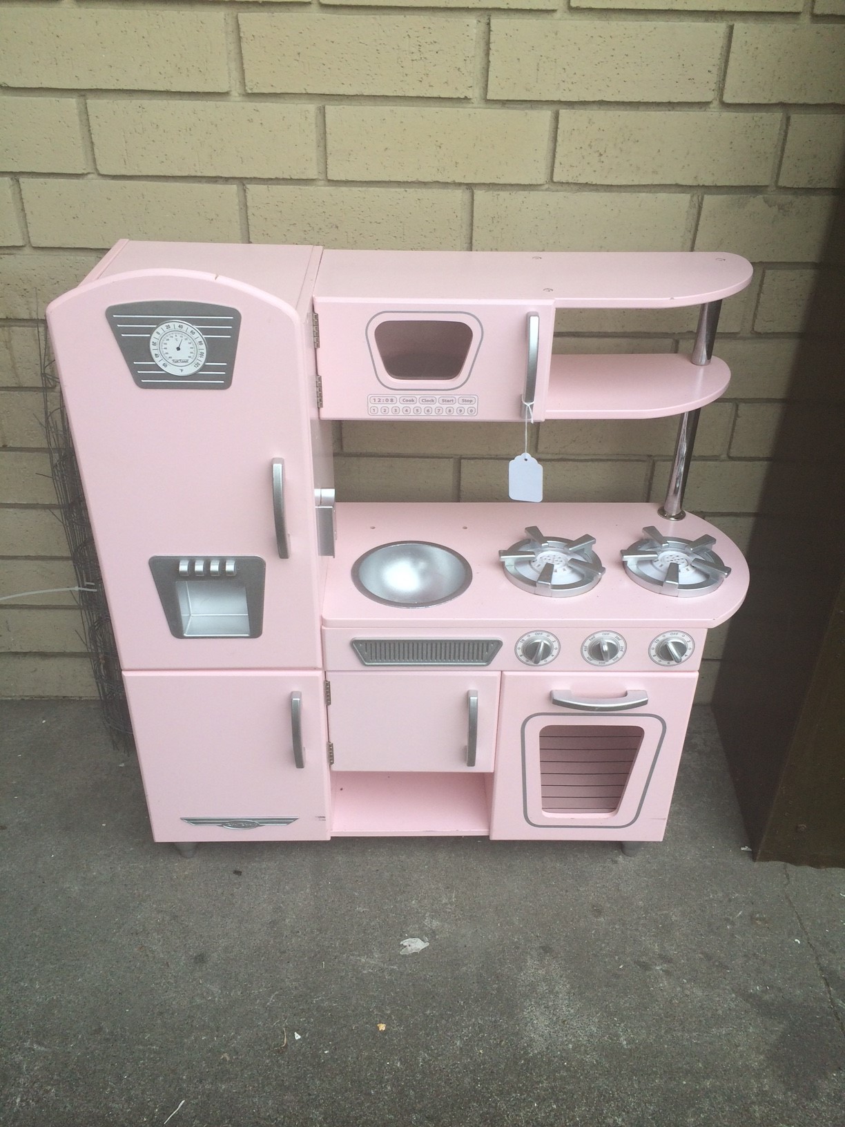 pink girl's stove at Habitat Everett.jpg