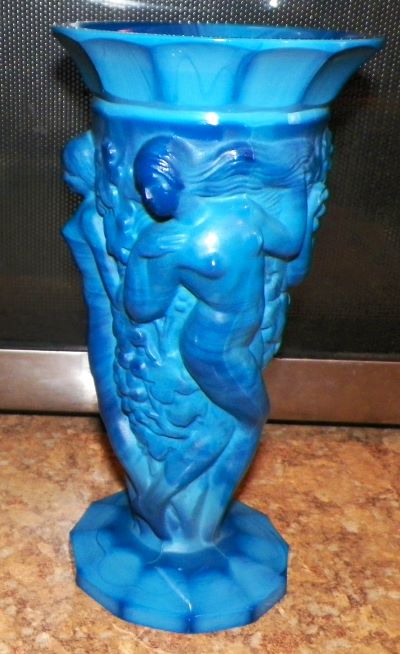 POTTERY VASE BLUE NUDE FIGURES 2AA.JPG