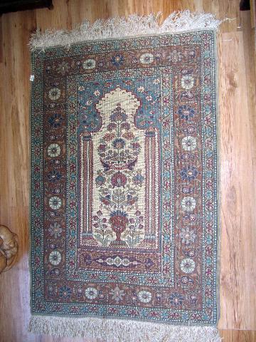 prayer rug  (9).JPG