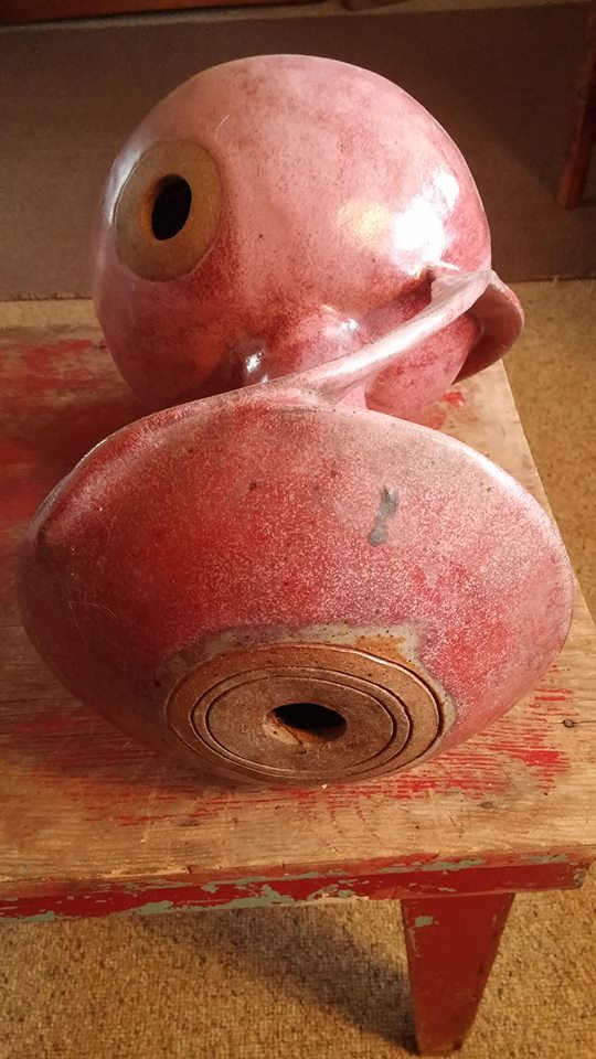 red pottery thing.jpg