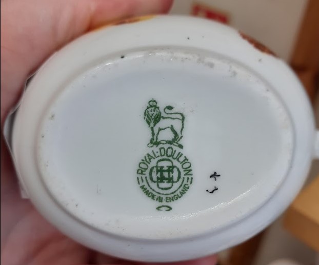 royal doulton milk jug markings.jpg