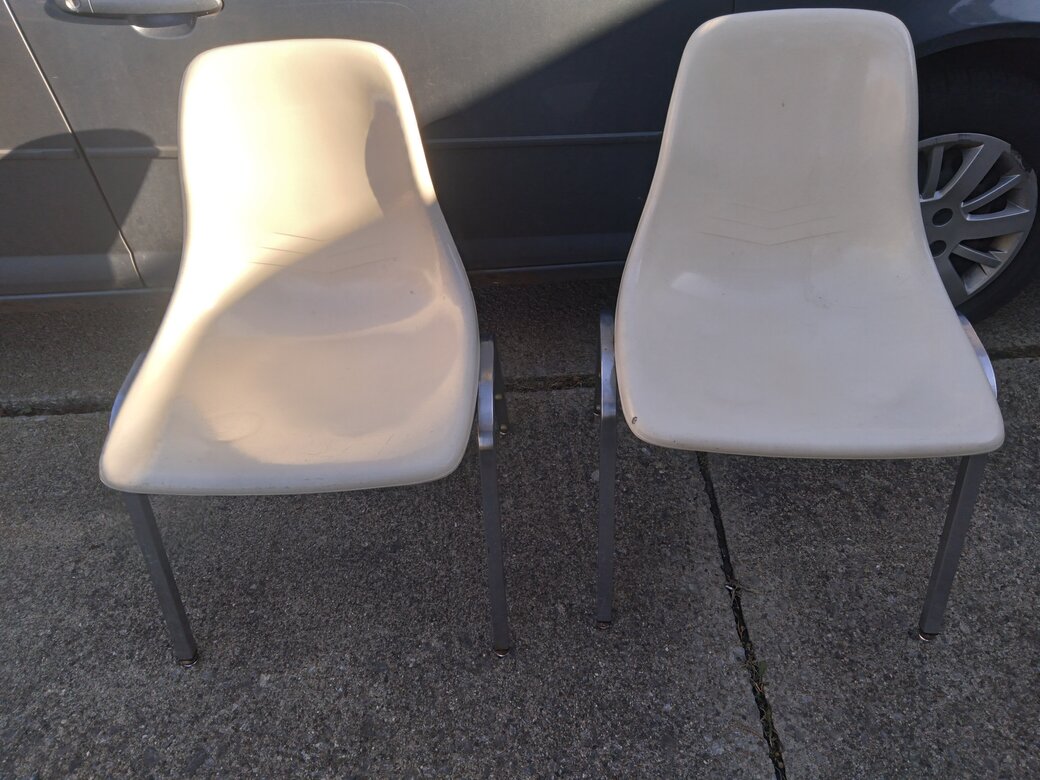 rsz_free_mid_century_chairs_006.jpg