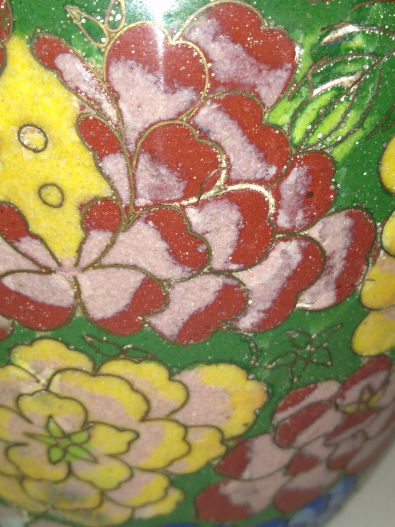 rsz_pair_of_cloisonne_vase_close_ups_007.jpg