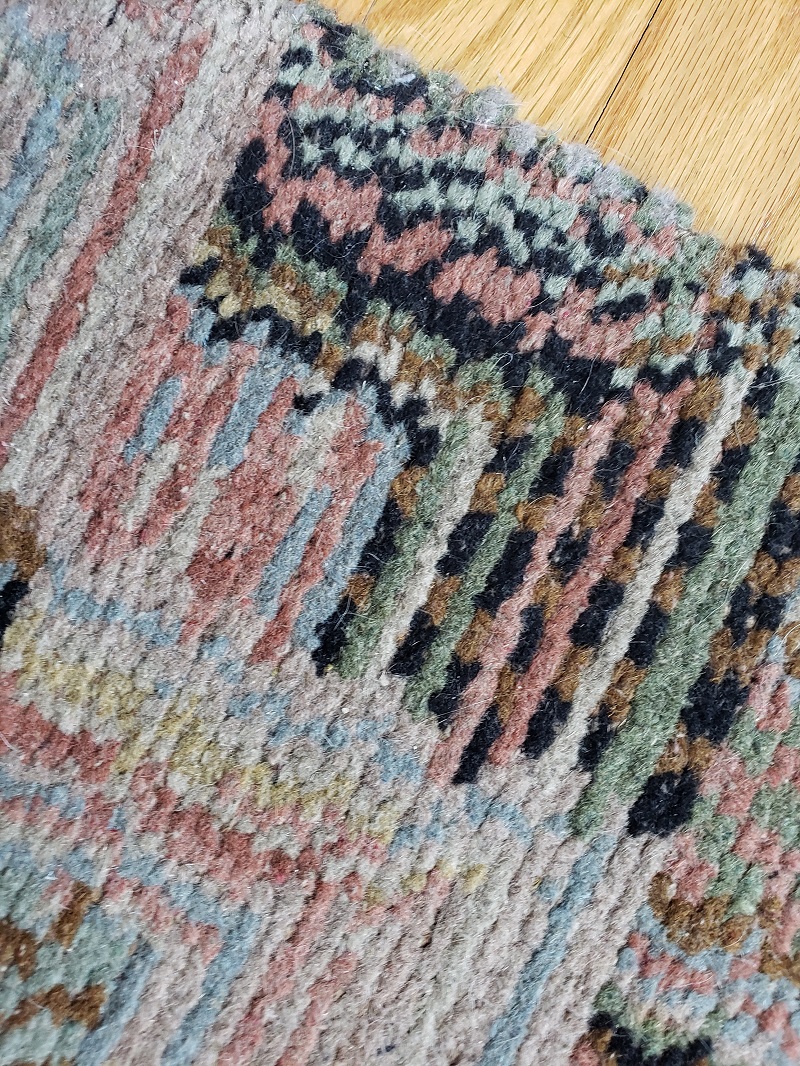 Rug2a.jpg