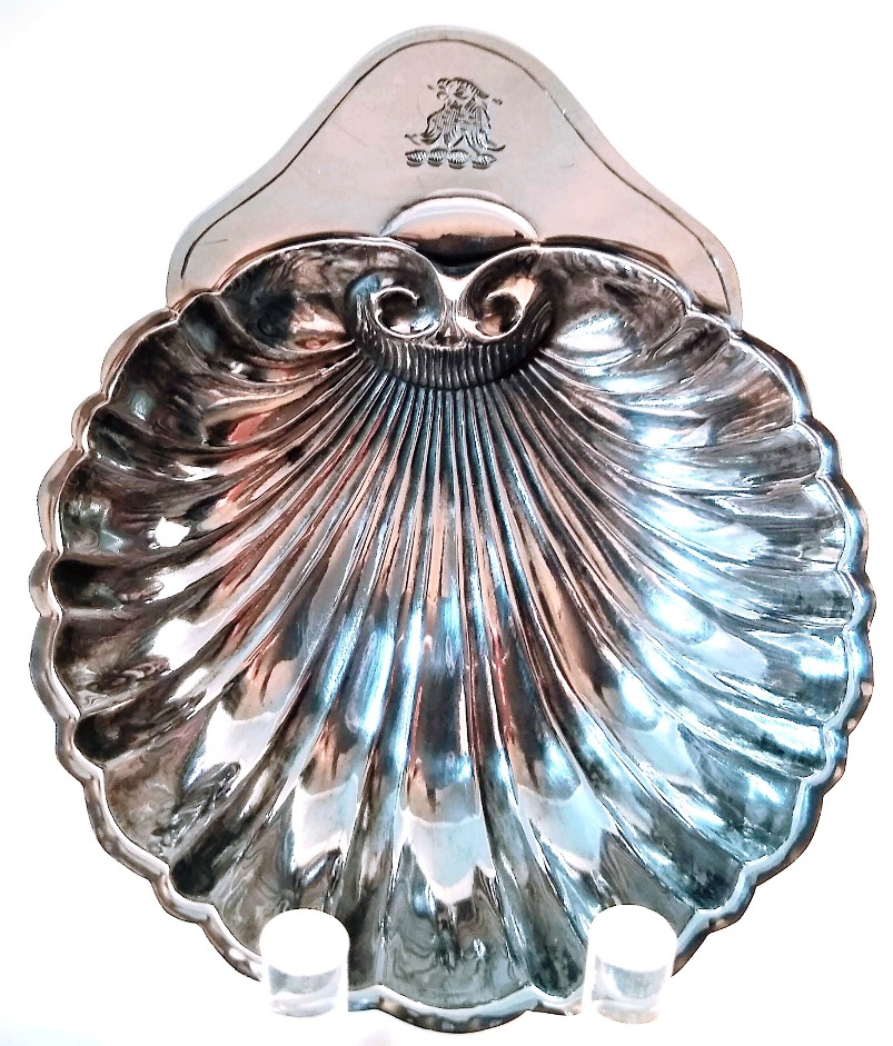 silver shell dish (1).jpg