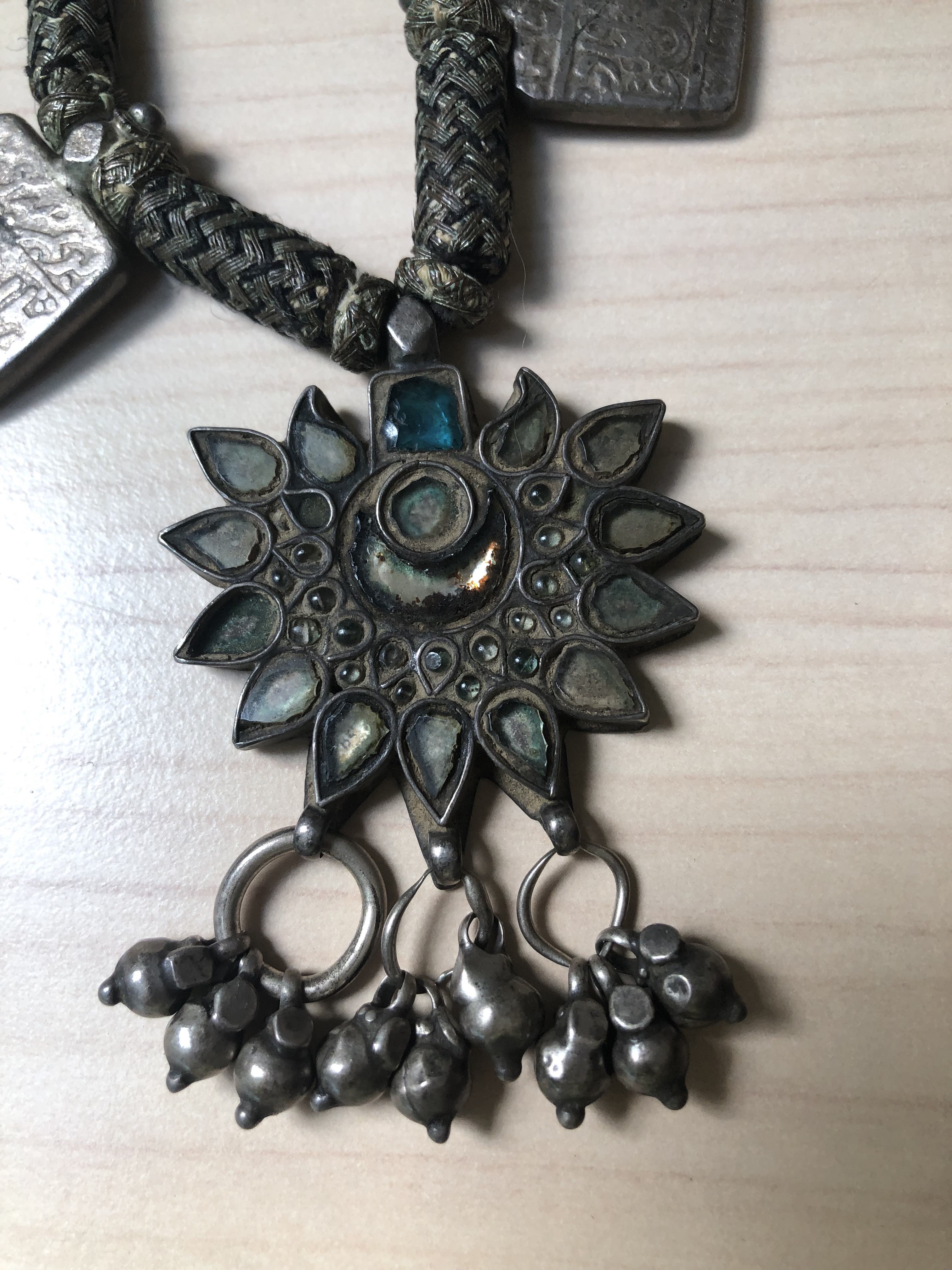 Silver w stones pendant front.jpg