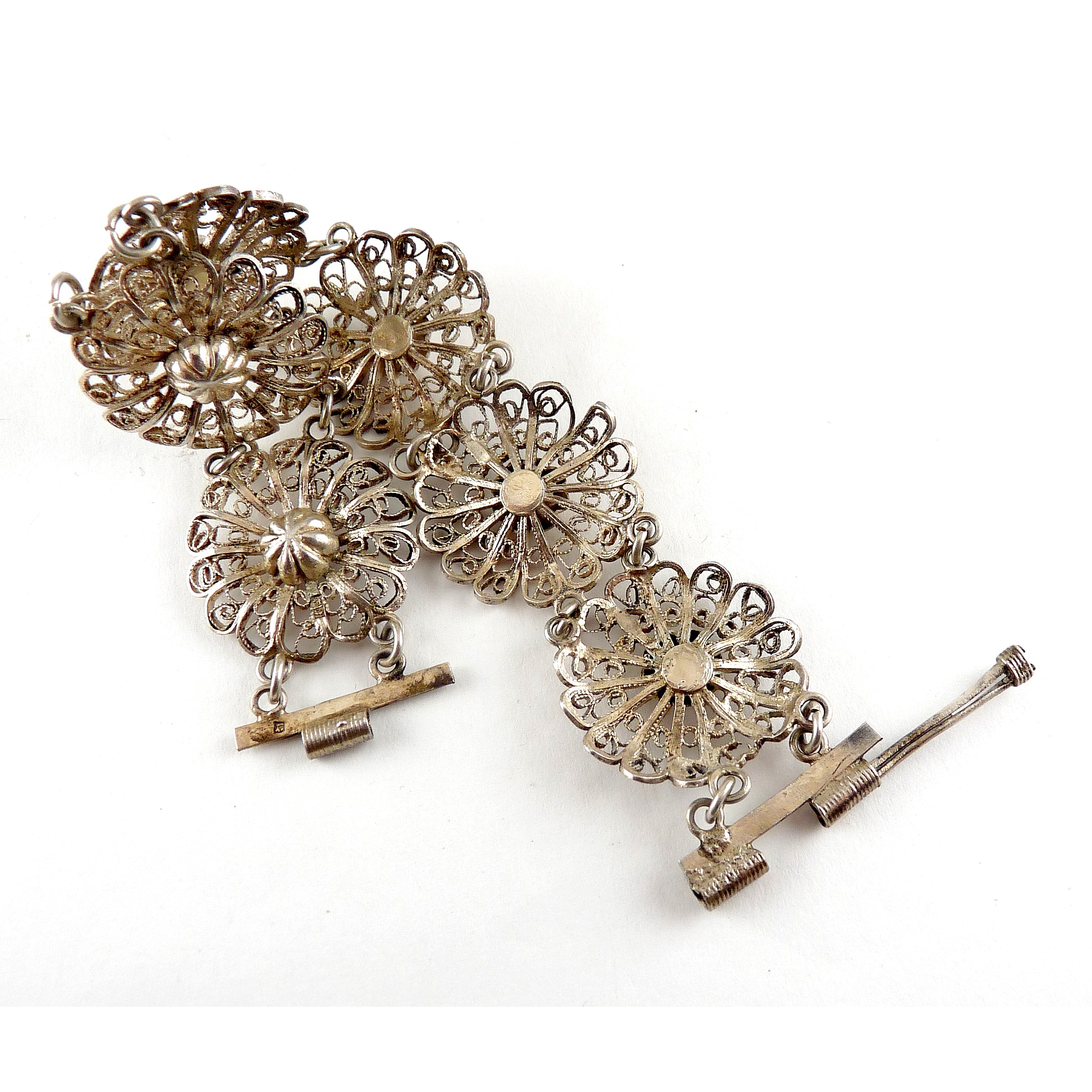 SS_Filigree_flowers_pin_hinge_brac_1.jpg