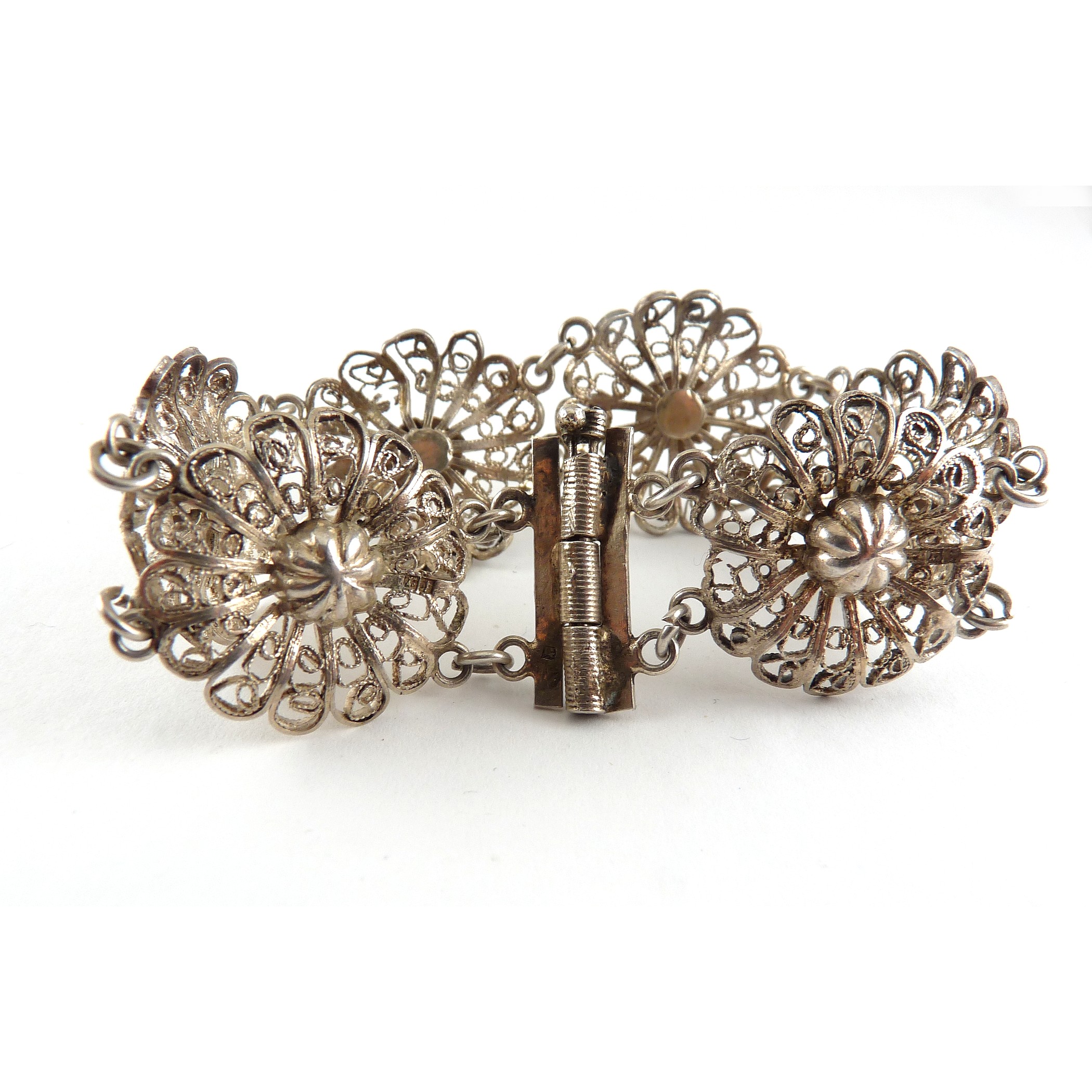 SS_Filigree_flowers_pin_hinge_brac_3.jpg