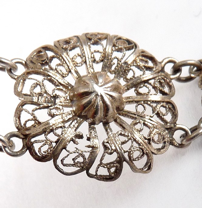 SS_Filigree_flowers_pin_hinge_brac_5.jpg