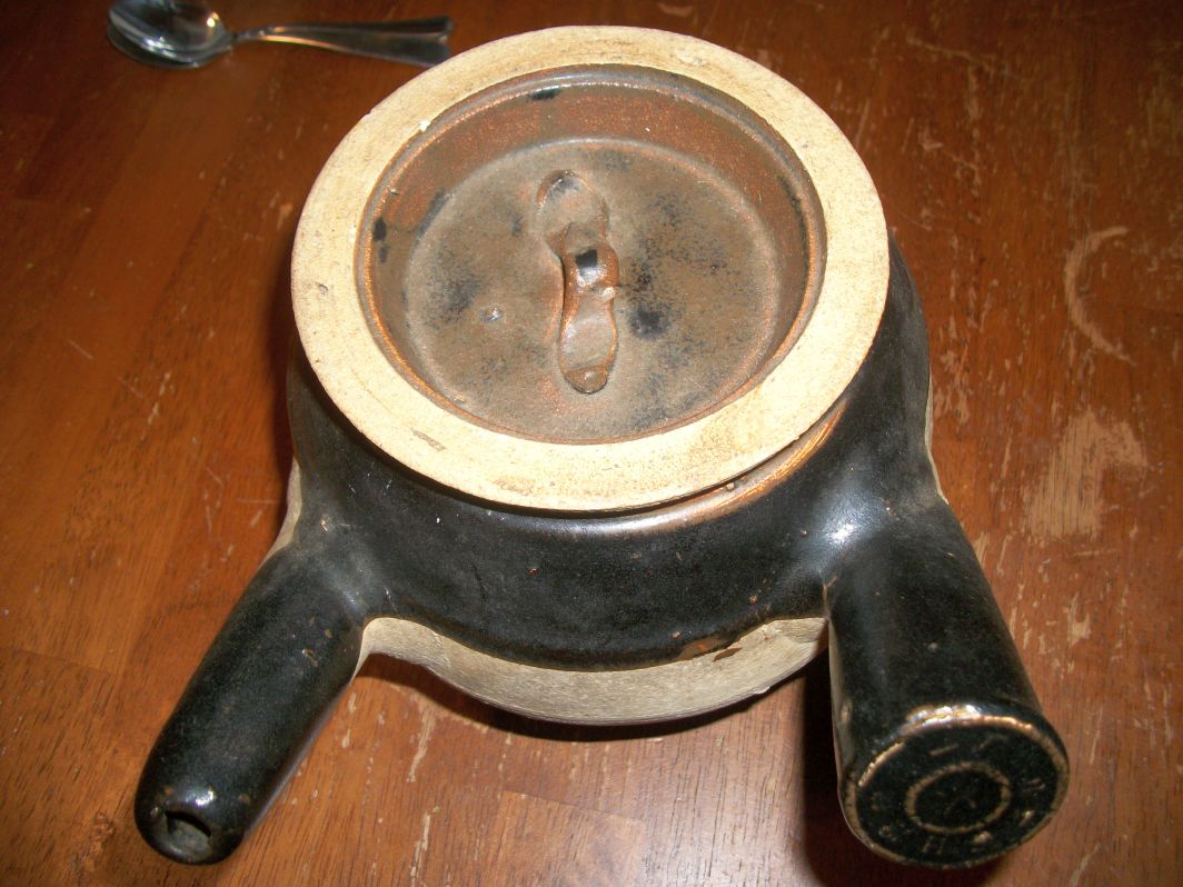 tea pot top view.jpg