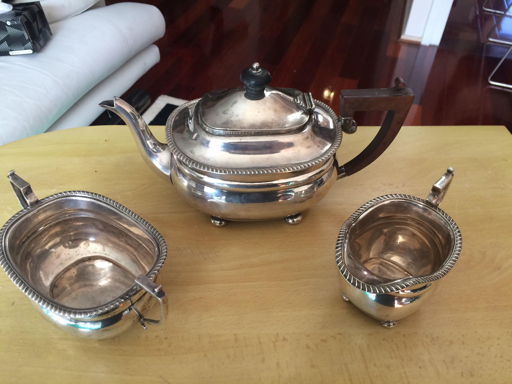 teaset02.jpg