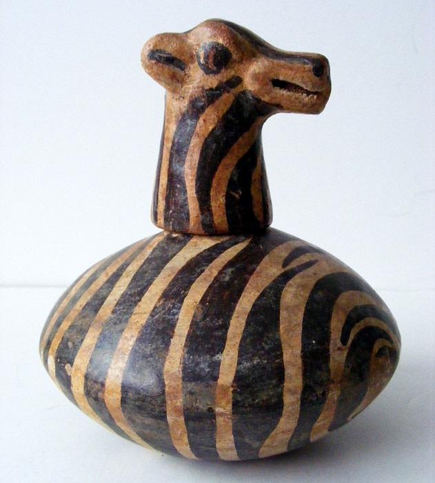 TERRACOTTA VESSEL 001-001.JPG