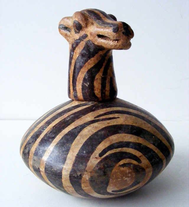 TERRACOTTA VESSEL 002-001.JPG