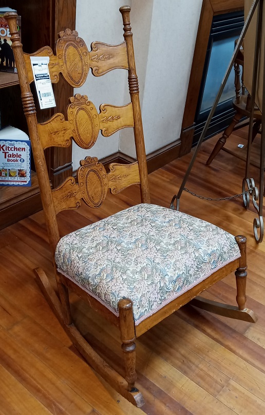 thriftchair10.jpg