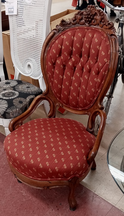 thriftchair26.jpg