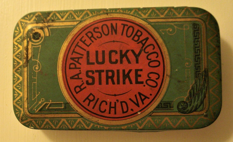 tobacco tin lucky strike.jpg