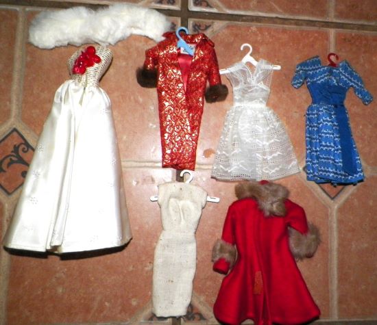 TOY BARBIE 1958 A GROUP CLOTHES 2AA.JPG