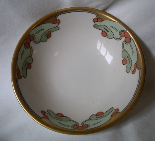 Unknown hobbyist painted low bowl.jpg