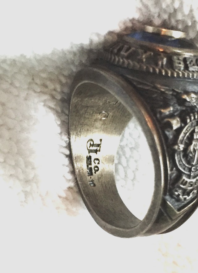 US NAVY CLASS RING WWII - 4.jpeg