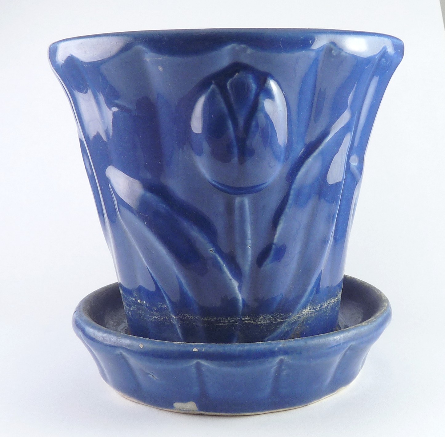 USA Pottery Blue Embossed Tulips Flower Pot.JPG