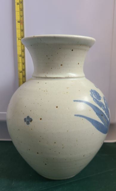 vase1.jpg