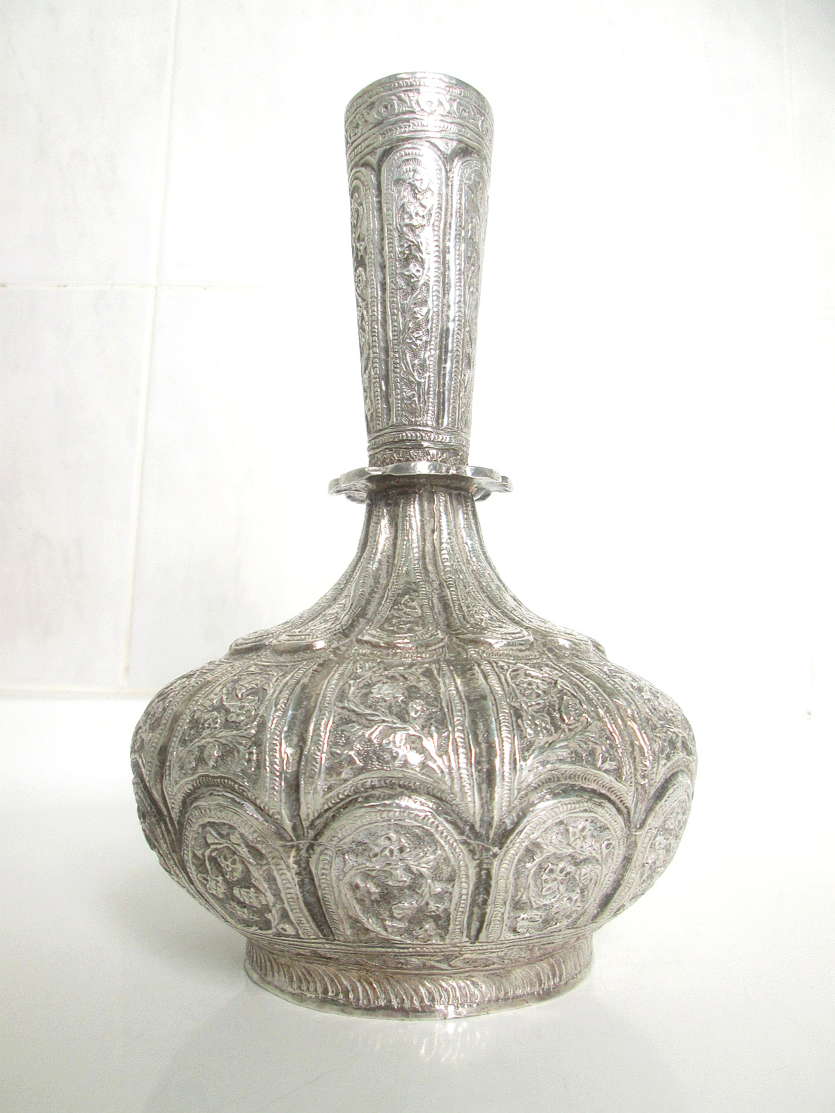 vase1.jpg