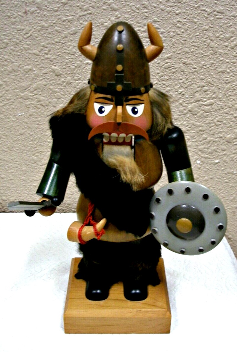 vikingnutcrackerKWO.jpg