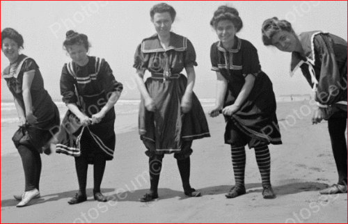 women-wringing-our-swimsuits-ca-1905.png