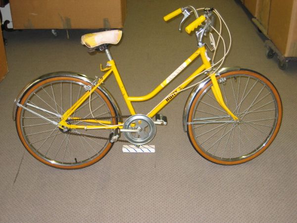 Yellow Submarine girl's Huffy Bike  pic 1.jpg