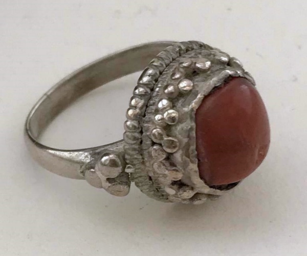 Yemen silver coral ring 4.JPG