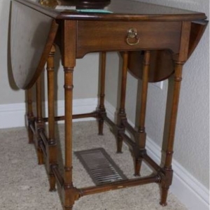 Drop Leaf Table