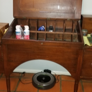 Help identifying this desk?