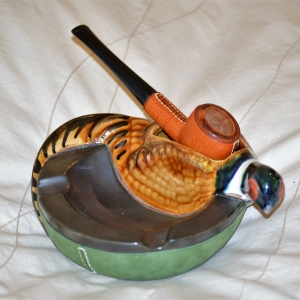 Longchamp ashtray and pipe