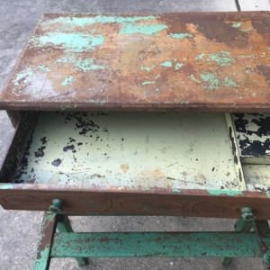 Simmons Company Dresser Img 2