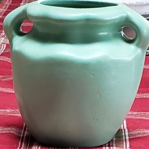 Teal satin pottery, unknow maker, help please