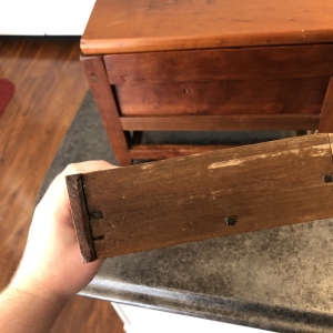 Kentucky sugar box drawer side