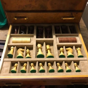 Antique Game Set/Box Looking for information or value estimates