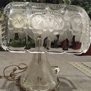 Rose Glass Bankers Lamp